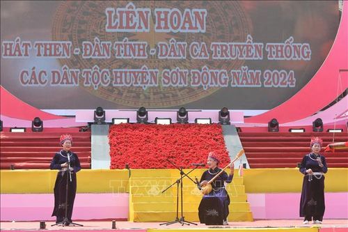Quảng bá giá trị độc đáo của nghệ thuật hát Then, đàn Tính