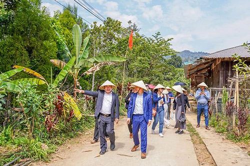 Du lịch Đà Nẵng hỗ trợ bao tiêu nông sản xã miền núi Quảng Nam