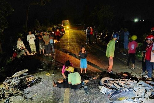 Con trai gây tai nạn, mẹ bị khởi tố