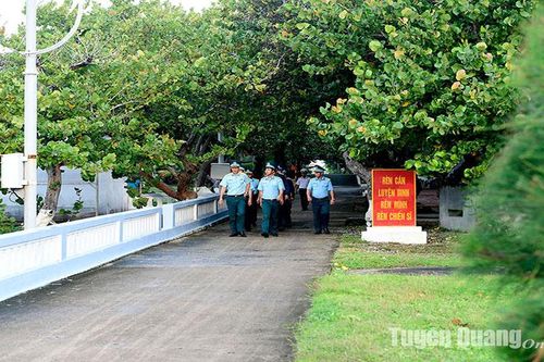 Trường Sa xanh bình yên