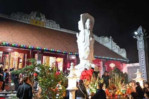 Hải Phòng: Lễ an vị tôn tượng Bồ-tát Quán Thế Âm tại chùa Ưu Đàm