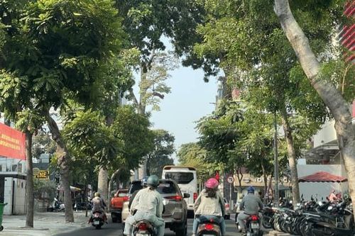 Vợ tham lam