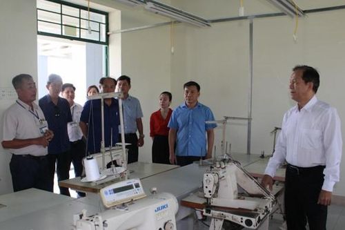 Tăng tốc, hiệu quả và lựa chọn cán bộ