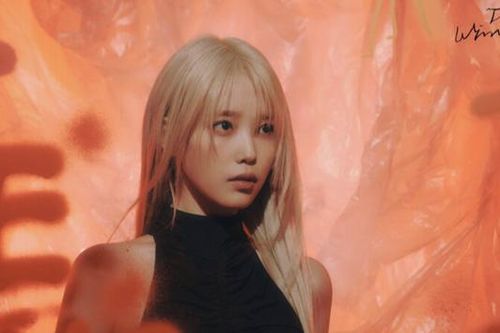 'Em gái quốc dân' IU đầu tư 'tất tay' trong E.P mới