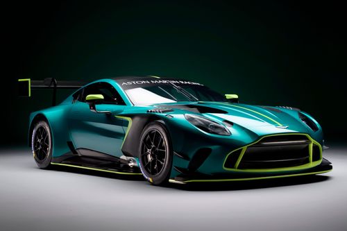 Chi tiết xe đua Aston Martin Vantage GT3 2024