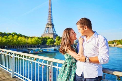 Hẹn hò trên đường đi du lịch có thật sự thú vị?