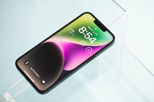 iPhone vượt trội đối thủ