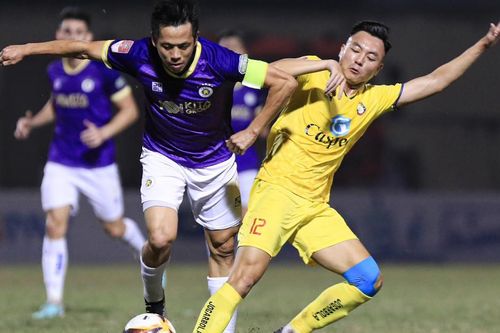V-League liên tiếp gối vụ, đội tuyển Việt Nam tìm đường vô địch AFF Cup