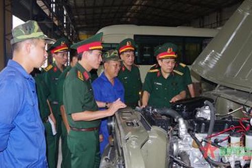 Bộ đội hậu cần làm theo lời Bác Hồ dạy: Xây dựng điểm ở Cục Vận tải