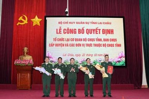 Bộ Chỉ huy Quân sự tỉnh Lai Châu công bố Quyết định tổ chức lại các cơ quan, đơn vị
