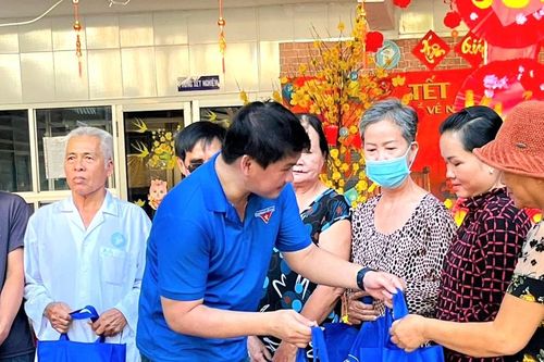 'Chuyến xe ước mơ' của anh Phương Tấn Đạt