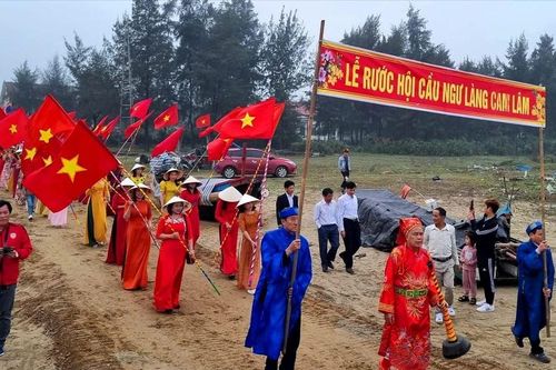 Lễ hội cầu ngư làng Cam Lâm được công nhận là Di sản văn hóa phi vật thể quốc gia