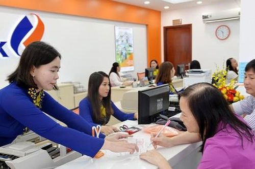 Khối ngoại bán ròng mạnh nhất từ đầu năm