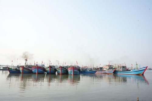 Lễ xuất quân đánh cá vụ Nam năm 2024 của ngư dân Thừa Thiên Huế