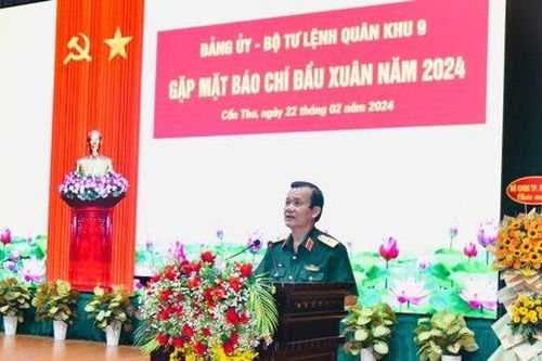 Bộ Tư lệnh Quân khu 9 gặp mặt báo chí đầu Xuân năm 2024