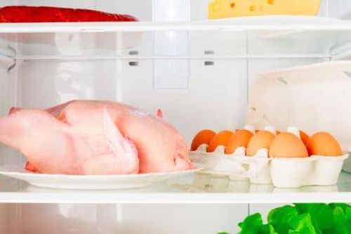 Thịt gà thừa sau Tết có thể bảo quản trong tủ lạnh bao lâu?