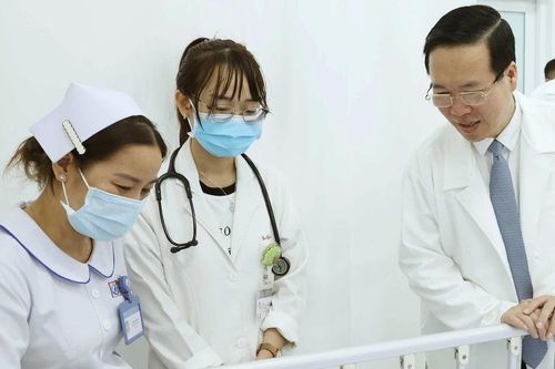 Chủ tịch nước chúc mừng ngày Thầy thuốc Việt Nam tại Thành phố Hồ Chí Minh