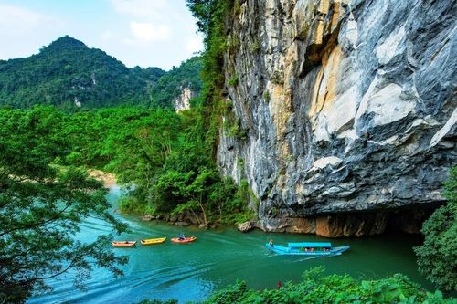 Vẻ đẹp 3 điểm đến hàng đầu trong tốp 10 điểm đến thân thiện nhất Việt Nam