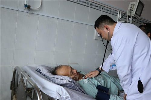 Người đàn ông 57 tuổi ngưng tim 90 phút được cấp cứu thành công