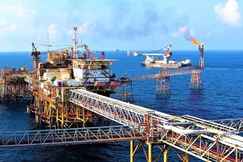 Doanh nghiệp ngành dầu khí lãi lớn