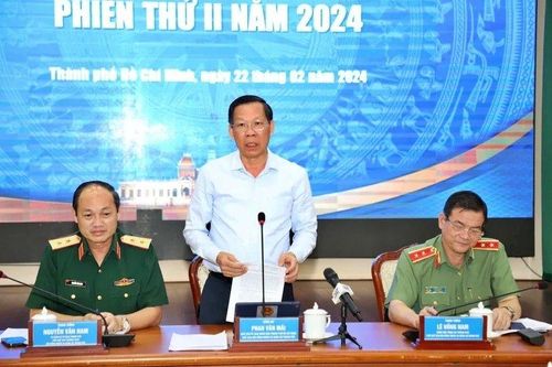 Thành phố Hồ Chí Minh: Trao 4.150 lệnh nhập ngũ
