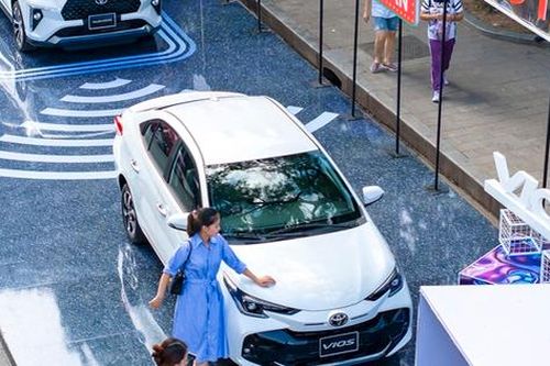 Trải nghiệm tính năng an toàn của Toyota thông qua công nghệ thực tế ảo