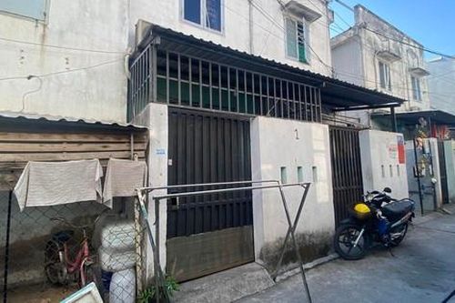 TPHCM: Điều tra vụ việc bé gái tử vong trong lúc bảo mẫu cho ăn cơm