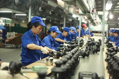 Các doanh nghiệp phía Bắc cần tuyển dụng hàng chục nghìn công nhân ngay sau Tết