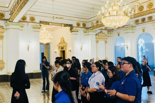 Tổ chức 12 đợt tham quan trụ sở UBND và HĐND TP. Hồ Chí Minh trong năm 2024