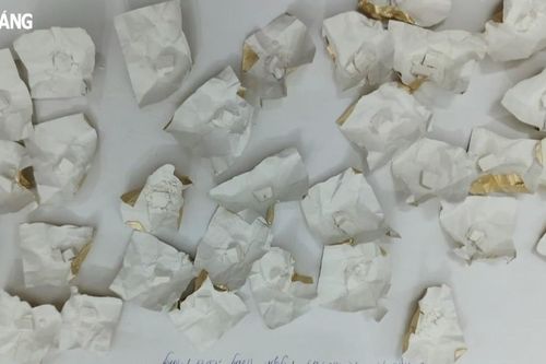 Bắt đối tượng mua bán số lượng lớn heroin