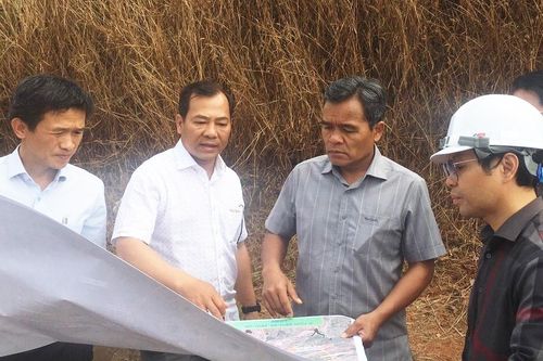 Bí thư Tỉnh ủy Hồ Văn Niên khảo sát một số dự án trọng điểm trên địa bàn tỉnh