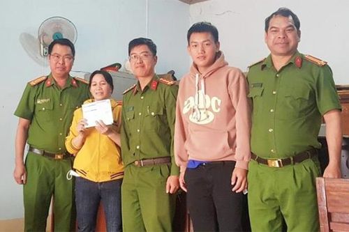 Những lá thư đậm nghĩa tình