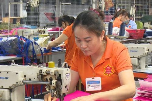 Doanh nghiệp đón nhiều đơn hàng ngay từ đầu năm