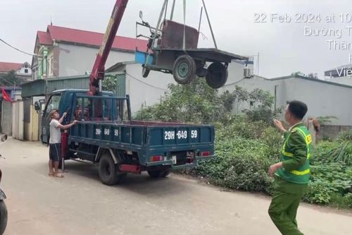 Xử lý nghiêm xe tự chế ngênh ngang trên phố