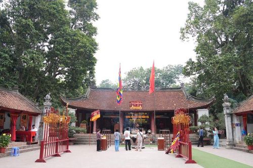 Lễ hội Tản Viên Sơn Thánh, đền Và sẵn sàng trước giờ khai hội