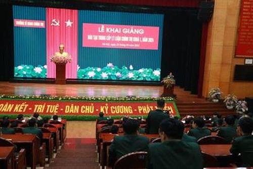 Trường Sĩ quan Chính trị khai giảng đào tạo trung cấp lý luận chính trị khóa 1, năm 2024