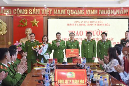 Trao thưởng cho lực lượng phá 2 chuyên án ma túy lớn