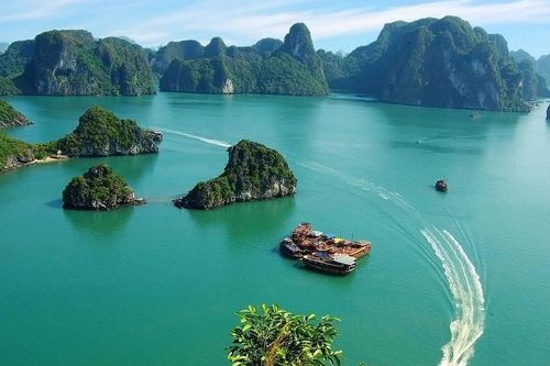 'Vịnh Hạ Long là điểm đến thiên nhiên đẹp thứ hai thế giới'