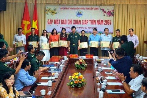 Bộ đội Biên phòng Kiên Giang tổng kết trao giải cuộc thi tìm hiểu truyền thống ngành