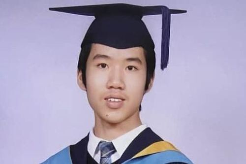 Cuộc sống hiện tại của thiên tài Toán 9 tuổi đỗ đại học, 15 tuổi học tiến sĩ