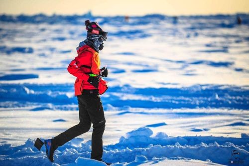 Mẹ đơn thân Sài Gòn chinh phục 42km marathon ở Bắc Cực, chi phí 1,5 tỷ đồng