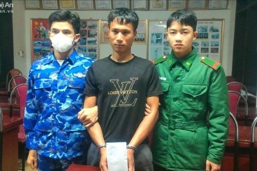 Bắt đối tượng tàng trữ trái phép chất ma túy