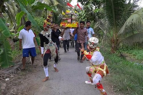 Di sản Văn hóa Quốc gia Lễ hội Đom Lơng Neák Tà của người Khmer ở Trà Vinh