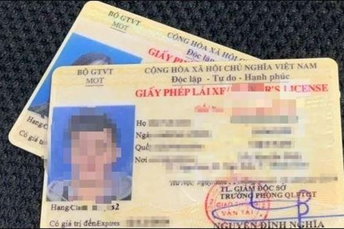 Bộ Công an đề xuất gộp giấy phép lái xe hạng B1, B2
