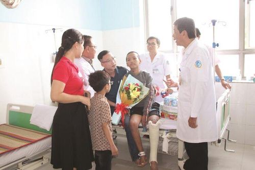 Nâng cao chất lượng chăm sóc bà mẹ, trẻ em