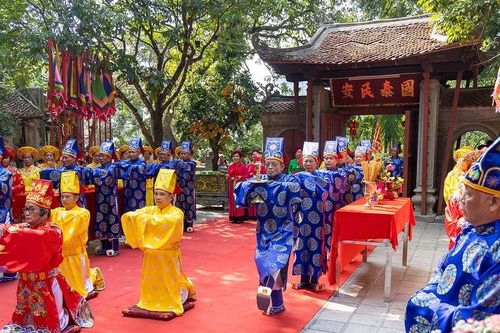Tôn nghiêm Lễ tế dân gian đền Thượng