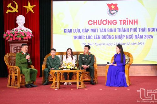 Giao lưu, gặp mặt các tân binh trước ngày lên đường nhập ngũ
