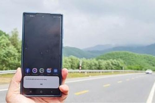 Phủ sóng 'vùng lõm' cao tốc Cam Lộ - Túy Loan