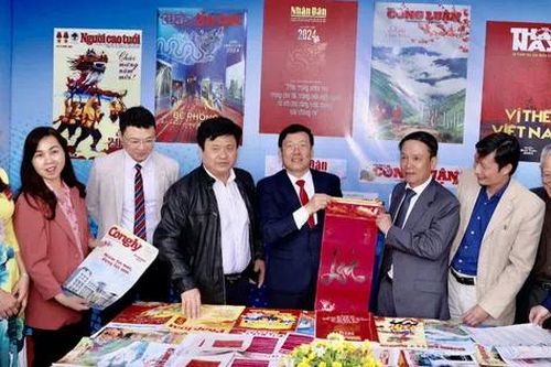 Vĩnh Phúc: Tưng bừng Hội báo Xuân năm 2024