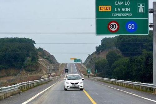 Hoàn thành bổ sung giải pháp ATGT cao tốc Cam Lộ - La Sơn trước 10/3